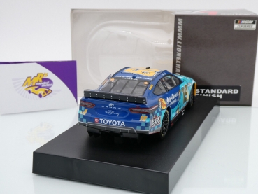 Preview: Lionel Racing C192223AOSMT # Toyota Camry NASCAR 2022 " Martin Truex Jr. - Auto-Owners Insurance / MTJF (Martin Truex Jr. Foundation) / Sherry Strong " 1:24
