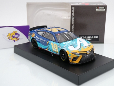 Preview: Lionel Racing C192223AOSMT # Toyota Camry NASCAR 2022 " Martin Truex Jr. - Auto-Owners Insurance / MTJF (Martin Truex Jr. Foundation) / Sherry Strong " 1:24