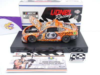 Preview: Lionel Racing WX12423KUBRZW # Chevrolet Camaro NASCAR 2024 " Ross Chastain - Kubota Kansas Win " 1:24