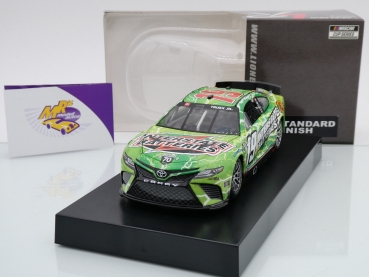 Preview: Lionel Racing C192223INBMT # Toyota Camry NASCAR 2022 " Martin Truex Jr. - Interstate Batteries " 1:24