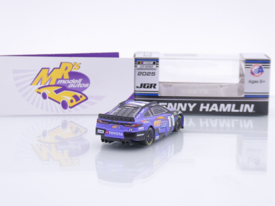 Preview: Lionel Racing C112565APMDH # Toyota Camry NASCAR 2025 " Denny Hamlin - AM PM " 1:64
