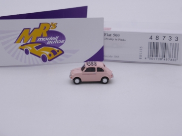 Preview: Busch 48733 # Fiat 500 Kleinwagen Baujahr 1965 " pretty pink " 1:87