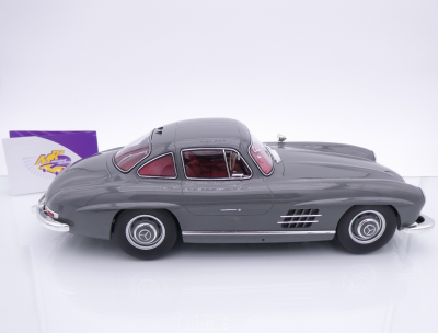 Preview: Norev 123852 # Mercedes-Benz 300 SL Flügeltürer Baujahr 1954 " Grafitgrau " 1:12