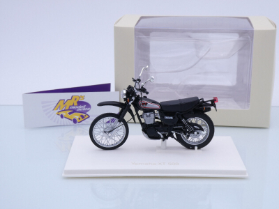 Preview: Norev 182045 # Yamaha XT 500 Motorrad Baujahr 1976 " schwarz-silbermet. " 1:18