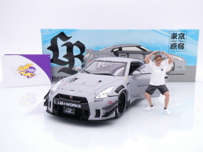 Preview: Solido S1805821 # Nissan Skyline GT-R (R35) LBWK  2024 mattgrau " mit Figur " 1:18