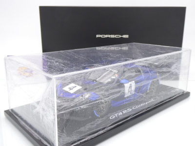Spark WAP0214150PCAY # Porsche 718 Cayman GT4 RS Clubsport " schwarz-blau " 1:18