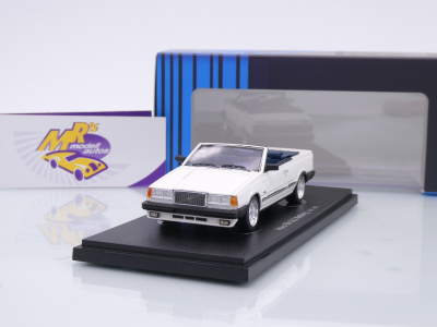 AutoCult Avenue 60134 # VOLVO 760 GLE Mellberg Cabrio Baujahr 1972 " weiß " 1:43