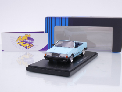 AutoCult Avenue 60135 # VOLVO 760 GLE Mellberg Cabrio Baujahr 1972 " hellblau " 1:43