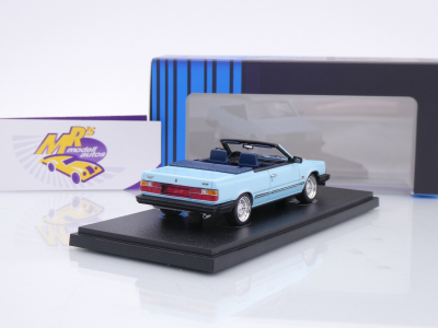 Preview: AutoCult Avenue 60135 # VOLVO 760 GLE Mellberg Cabrio Baujahr 1972 " hellblau " 1:43