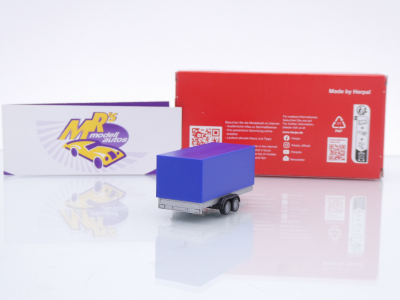 Preview: Herpa 052627-004 # PKW-Planenanhänger 2-achs " Silber-Ultramarinblau " 1:87