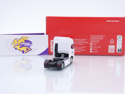 Preview: Herpa 319478 # Iveco S-Way facelift (MY24) 2-achs Zugmaschine " weiß " 1:87