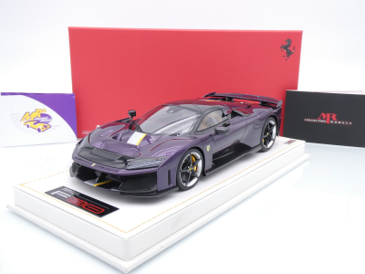 MR Collection FE045SE5 # Ferrari F80 Hybrid Baujahr 2025 " Viola Hong Kong " 1:18