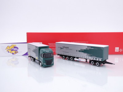 Preview: Herpa 319607 # Iveco S-Way Gardinenplanen-Hängerzug " Spedition Schwarz " 1:87