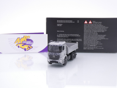 Herpa 958905 # Mercedes Arocs M 3-achs Dreiseitenkipper-LKW grau " Daimler Trucks " 1:87