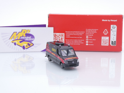 Preview: Herpa 098717 # Mercedes Sprinter Kasten " Höhenrettung Tierrettung Essen " 1:87