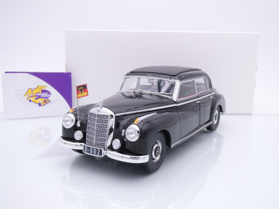 Norev 183707 # Mercedes-Benz 300 W186 Limousine Baujahr 1955 " Konrad Adenauer " 1:18