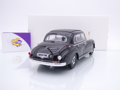 Preview: Norev 183707 # Mercedes-Benz 300 W186 Limousine Baujahr 1955 " Konrad Adenauer " 1:18