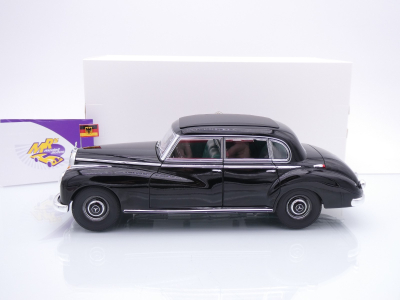 Preview: Norev 183707 # Mercedes-Benz 300 W186 Limousine Baujahr 1955 " Konrad Adenauer " 1:18