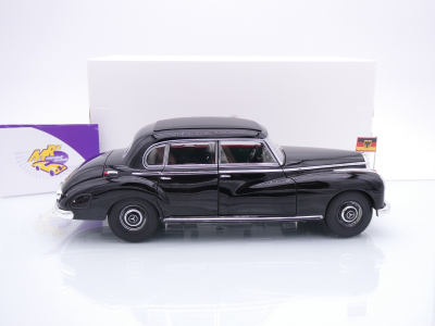 Preview: Norev 183707 # Mercedes-Benz 300 W186 Limousine Baujahr 1955 " Konrad Adenauer " 1:18