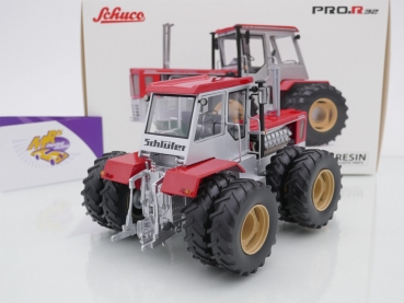 Preview: Schuco PRO.R 09154 # Schlüter Profi Trac 5000 TVL Traktor " rot-silber " 1:32