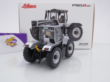 Preview: Schuco PRO.R 09112 # Doppstadt Trac 200 Traktor Baujahr 1999 " silber-schwarz " 1:32