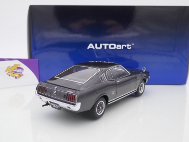 Preview: AUTOart 78769 # Toyota Celica Liftback 2000 GT (RA25) Baujahr 1973 " Dark Purple Metallic " 1:18