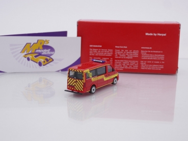 Preview: Herpa 097253 # VW Crafter FD rot-gelb " Feuerwehr Frechen " 1:87