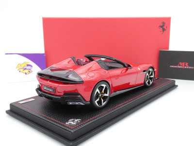 Preview: MR Collection FE044F # Ferrari 12 Cilindri Spider V12 Baujahr 2024 " Rosso Imola " 1:18