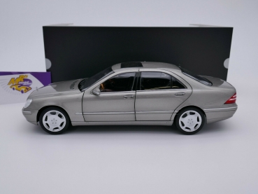 Preview: Norev B66040660 # Mercedes Benz S 600 (V220) S-Klasse Baujahr 2000-2005 " cubanitsilber " 1:18
