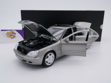 Preview: Norev B66040660 # Mercedes Benz S 600 (V220) S-Klasse Baujahr 2000-2005 " cubanitsilber " 1:18