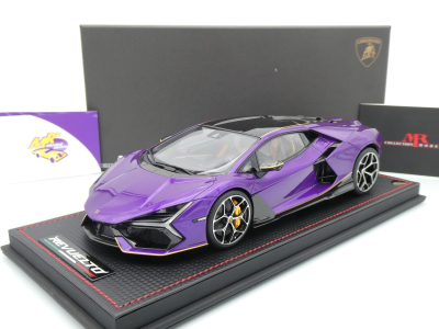 MR Collection LAMBO058SE9 # Lamborghini Revuelto Baujahr 2023 " Viola Pasifae " 1:18