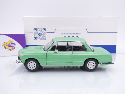 Preview: Solido S1808604 # BMW 1602 Limousine Baujahr 1971 " Taigagrünmetallic " 1:18