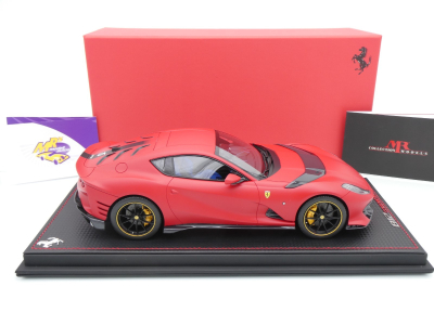 Preview: MR Collection FE033SE4 # Ferrari 812 Competizione Baujahr 2022 " Rosso F1 75 Matt " 1:18