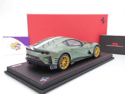 Preview: MR Collection FE033SE5 # Ferrari 812 Competizione Baujahr 2022 " Verde Bottiglia " 1:18