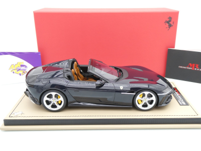 Preview: MR Collection FE044SE2 # Ferrari 12 Cilindri Spider V12 Baujahr 2024 " Blu Pozzi " 1:18