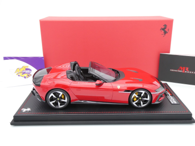 Preview: MR Collection FE044F # Ferrari 12 Cilindri Spider V12 Baujahr 2024 " Rosso Imola " 1:18