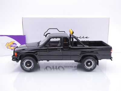 Preview: Ottomobile OT481B # Toyota Hilux SR5 Baujahr 1985 " Back to the Future " 1:18