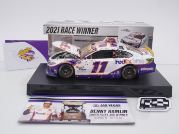 Lionel Racing W112123FEXDHC # Toyota Camry NASCAR 2021 " Denny Hamlin - FedEx Office Las Vegas Fall Race Winner " 1:24