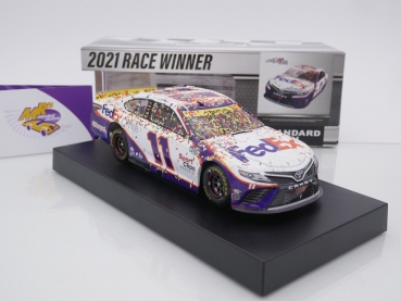 Lionel Racing W112123FEXDHC # Toyota Camry NASCAR 2021 " Denny Hamlin - FedEx Office Las Vegas Fall Race Winner " 1:24