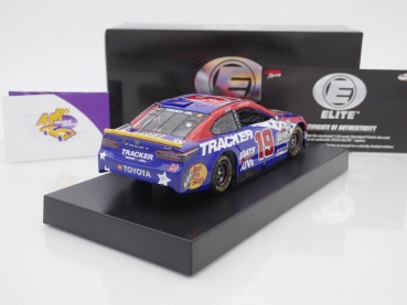 Preview: Lionel Racing W192122BPPMTK # Toyota Camry NASCAR 2021 " Martin Truex Jr. - Bass Pro Shops Patriotic Richmond Fall Race Winner " 1:24 ELITE Edition