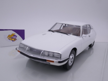 Preview: Norev 121701 # Citroën SM Genova Presentation Version Baujahr 1970 " weiß " 1:12