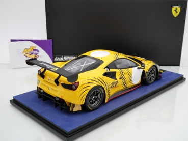 Preview: Look Smart LS18RC014 # Ferrari 488 GT Modificata Test Car " gelb-grau " 1:18