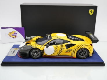 Preview: Look Smart LS18RC014 # Ferrari 488 GT Modificata Test Car " gelb-grau " 1:18