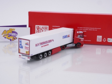 Preview: Herpa 316095 # Iveco S-Way LNG Kühlkoffer-Sattelzug " H.P. Therkelsen (Dänemark) " 1:87