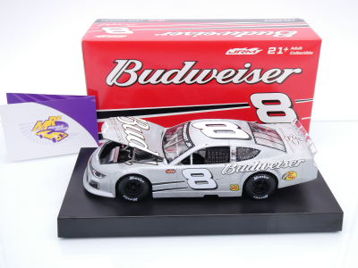 Preview: Lionel Racing LX82423BUDEJRW # Chevrolet Camaro ZL1 NASCAR Late Model 2024 " Dale Earnhardt Jr. - Budweiser Beer " 1:24 RAW Edition