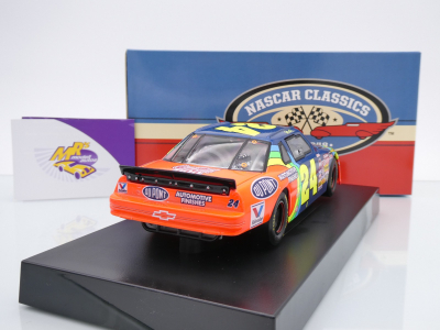 Preview: Lionel Racing W242421DUPJGM # Chevrolet Lumina NASCAR 1994 " Jeff Gordon - DuPont Charlotte Race Winner " 1:24