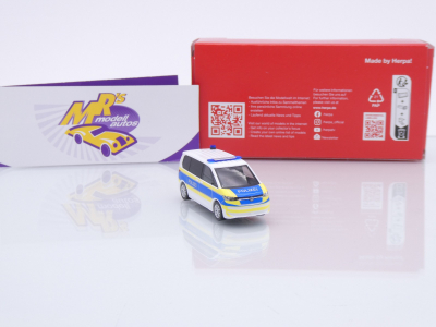 Preview: Herpa 098335 # Volkswagen VW T7 Multivan " Polizei Niedersachsen " 1:87