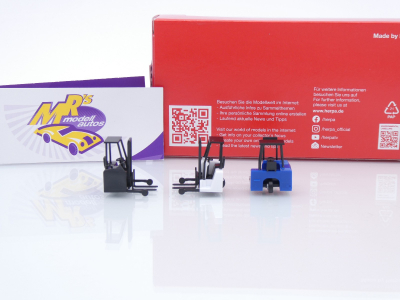 Preview: Herpa 053860-002 # 3er Set Mitnahmestapler " weiß / blau / schwarz " 1:87