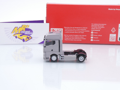 Preview: Herpa 315876-003 # MAN TGX GX 2-achs Zugmaschine " platingrau " 1:87