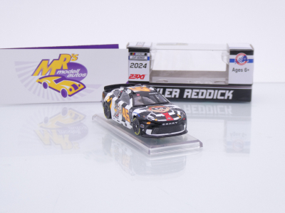 Preview: Lionel Racing C452465MCHTK # Toyota Camry NASCAR 2024 " Tyler Reddick - McDonald's Hamburglar " 1:64